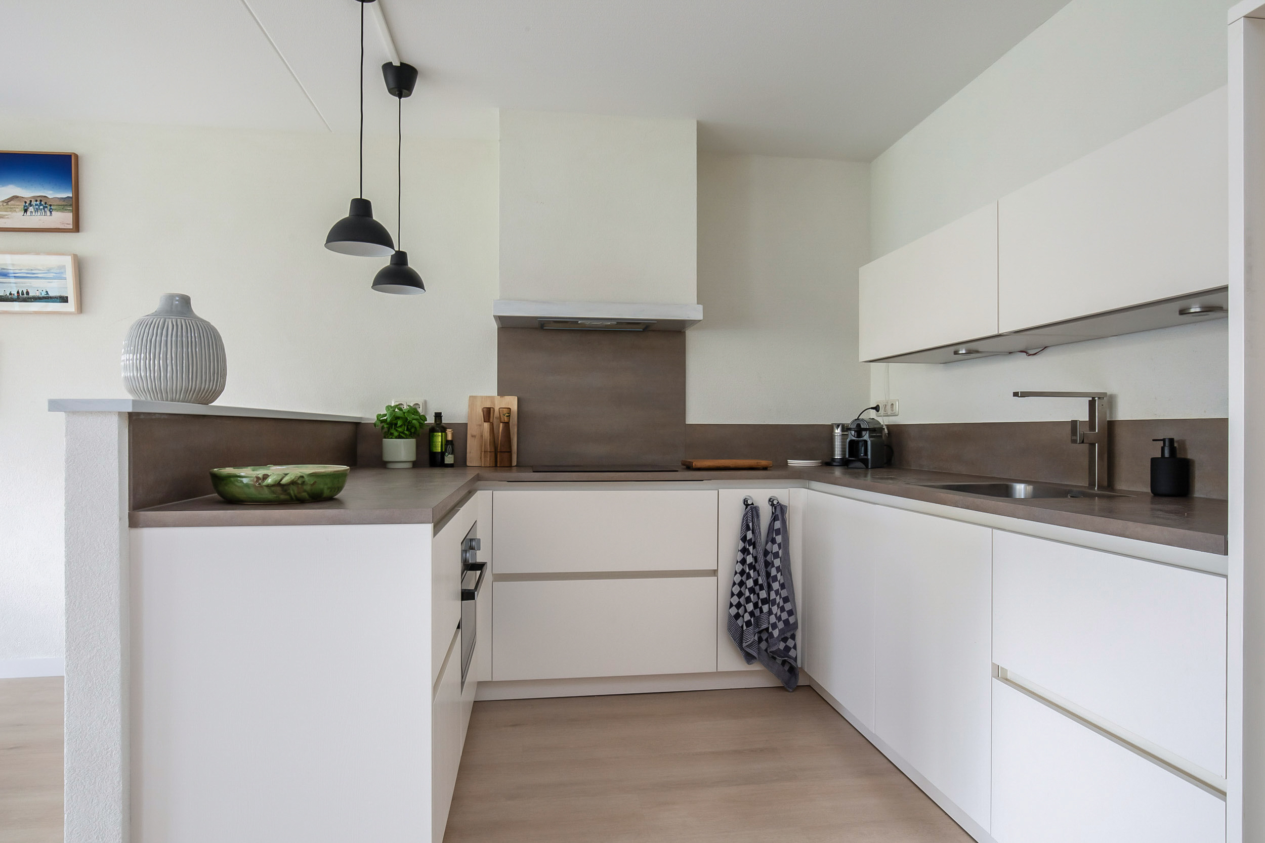 Dokter Van Haeringenplantsoen 6 02, 2151 AT Nieuw-vennep 3